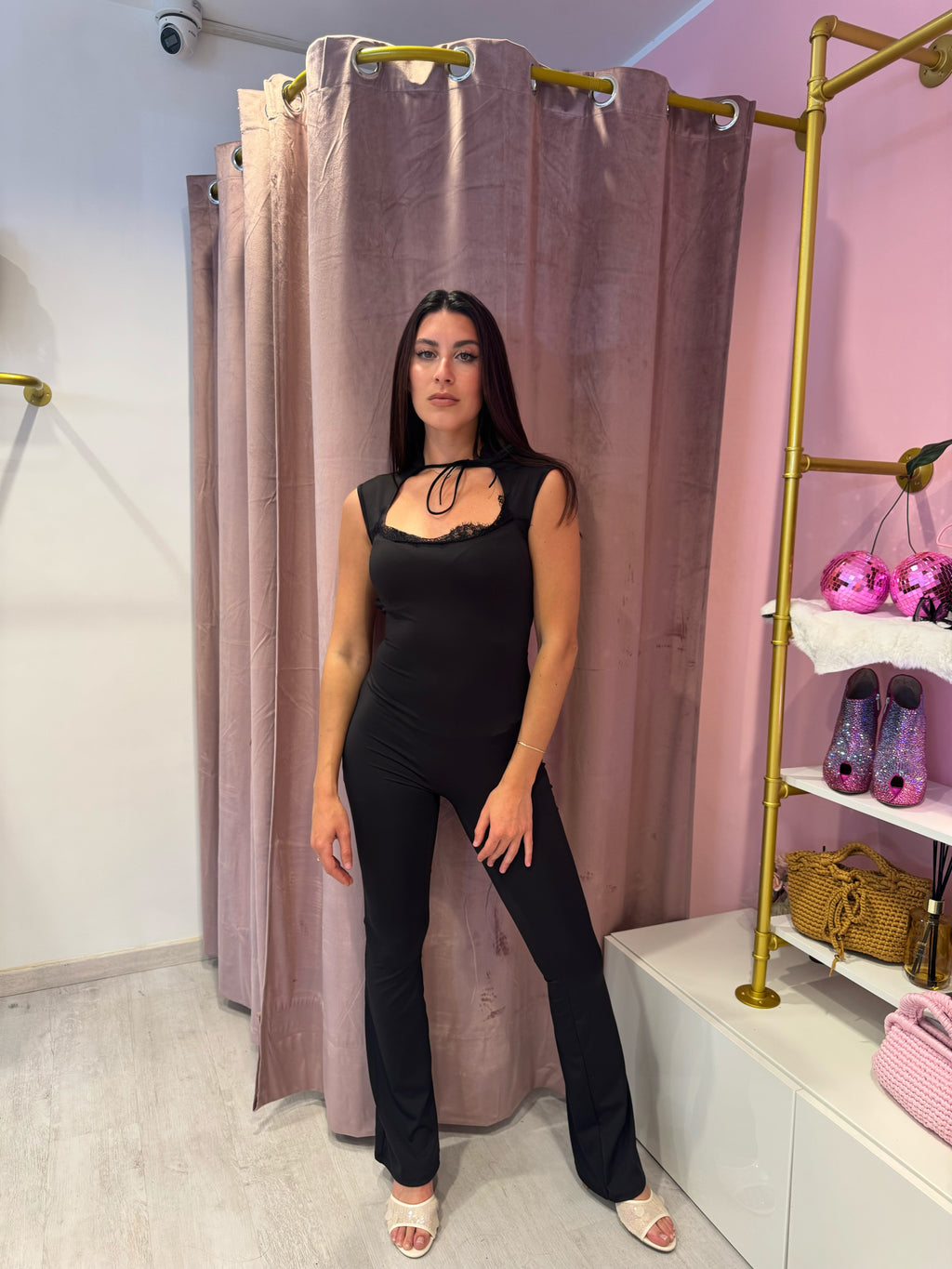 Tutina laccio