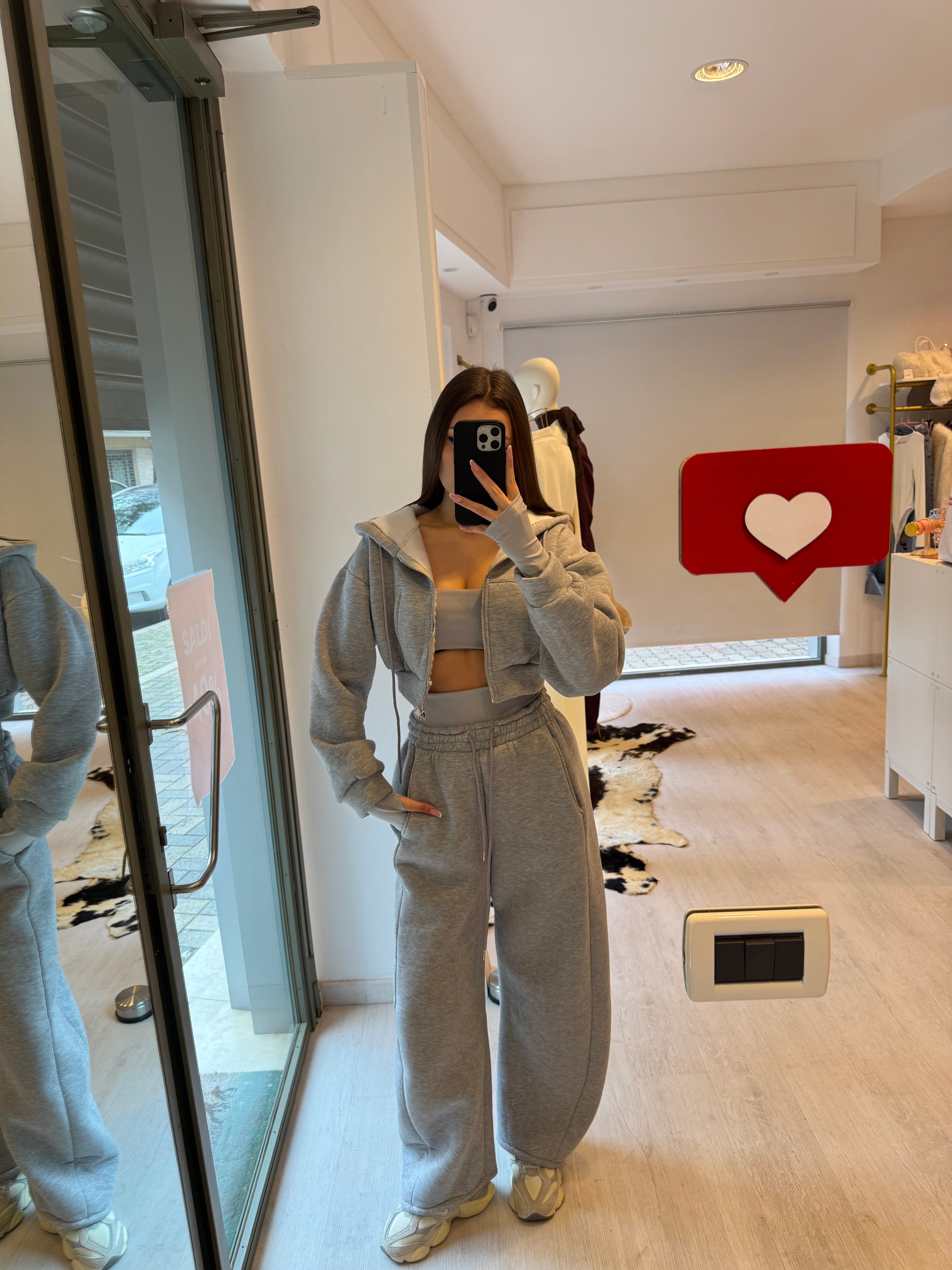 Coordinato tuta tre pezzi grigia