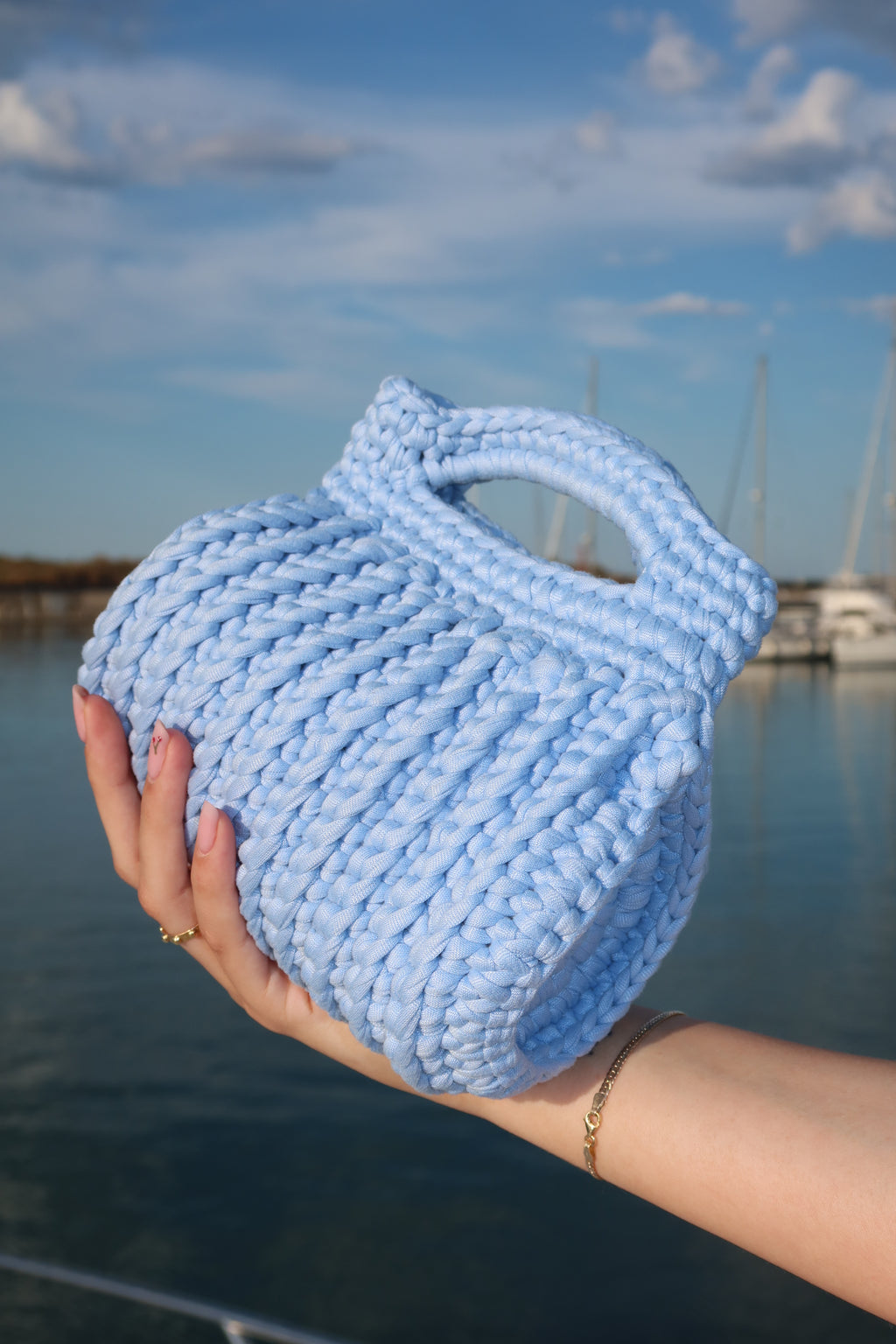 Borsa crochet azzurra