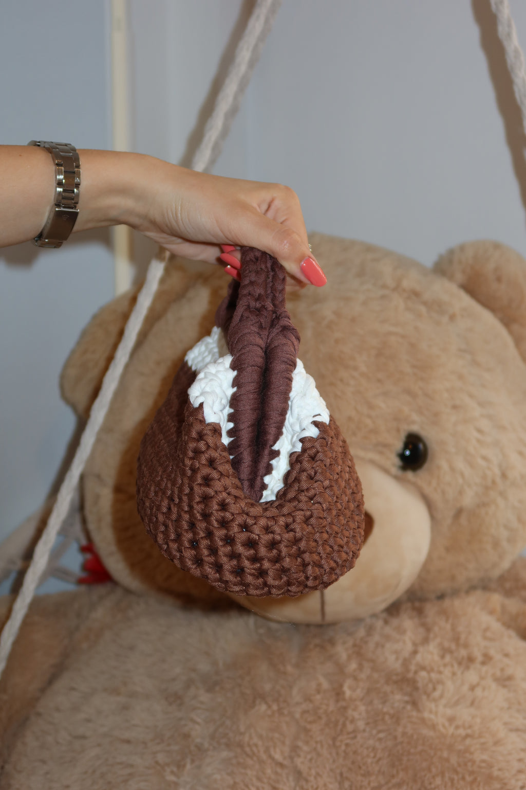 Borsa crochet nocciola e bianca
