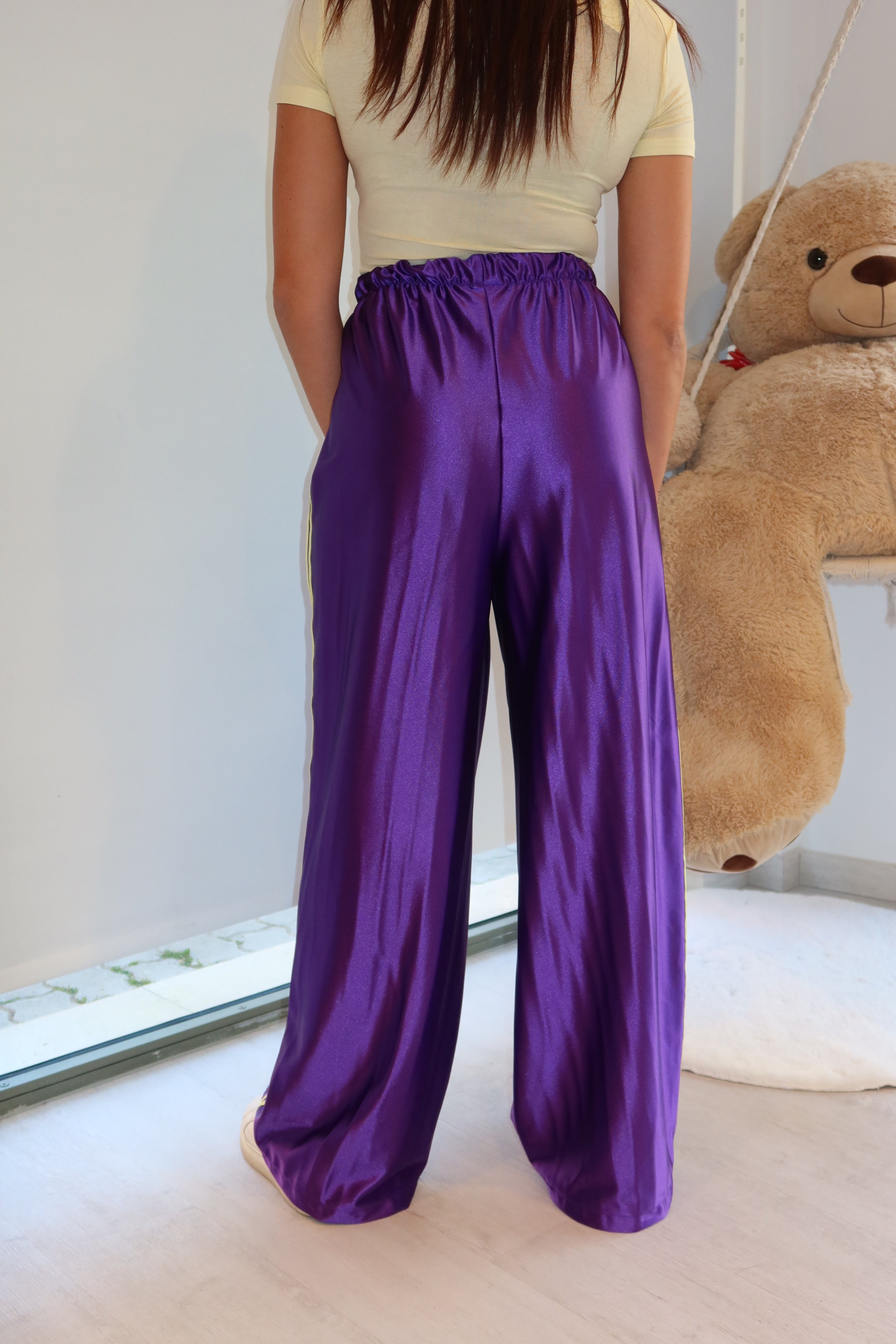 Pantalone elasticizzato satin viola