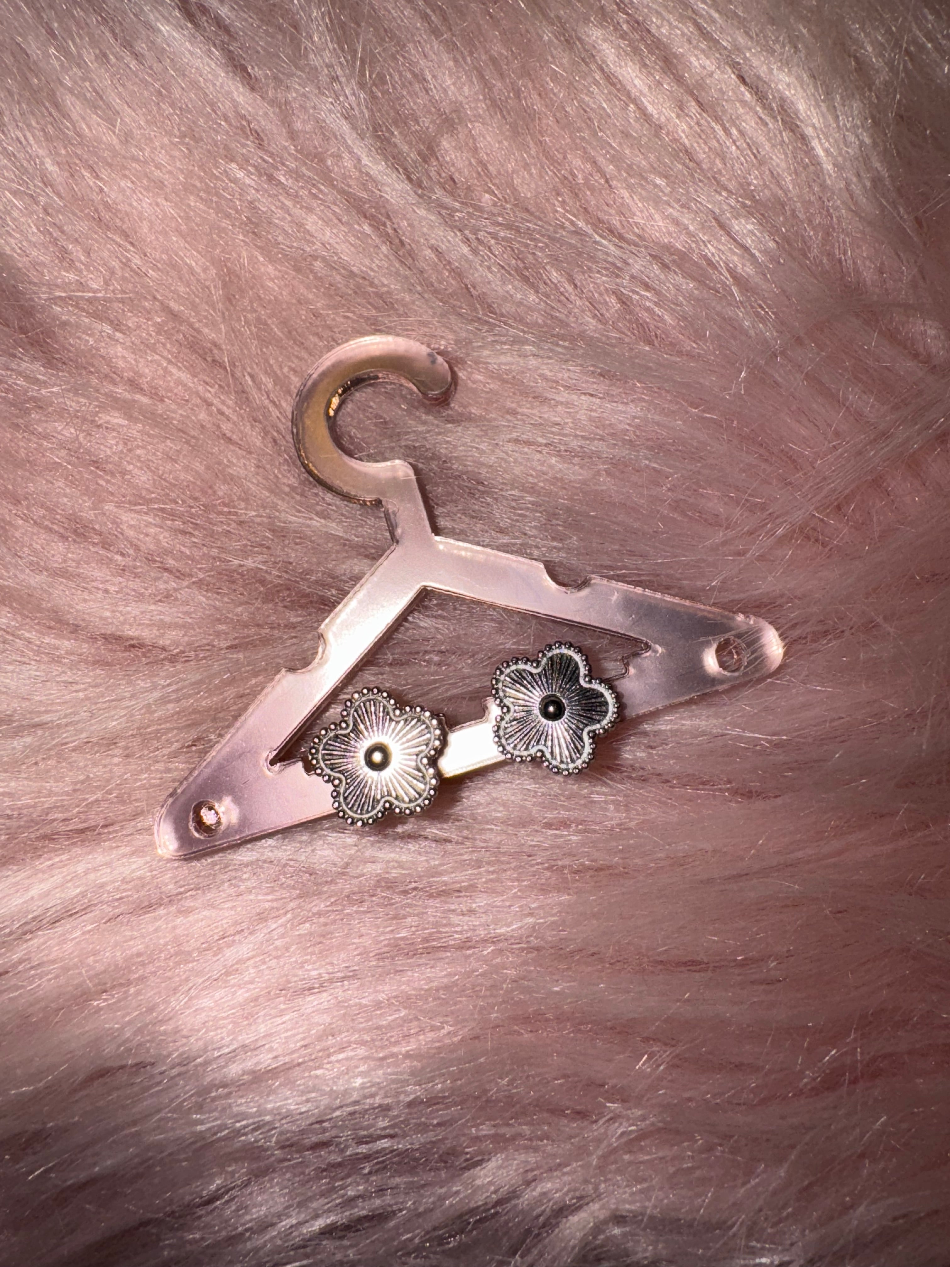 Orecchino fiore argento