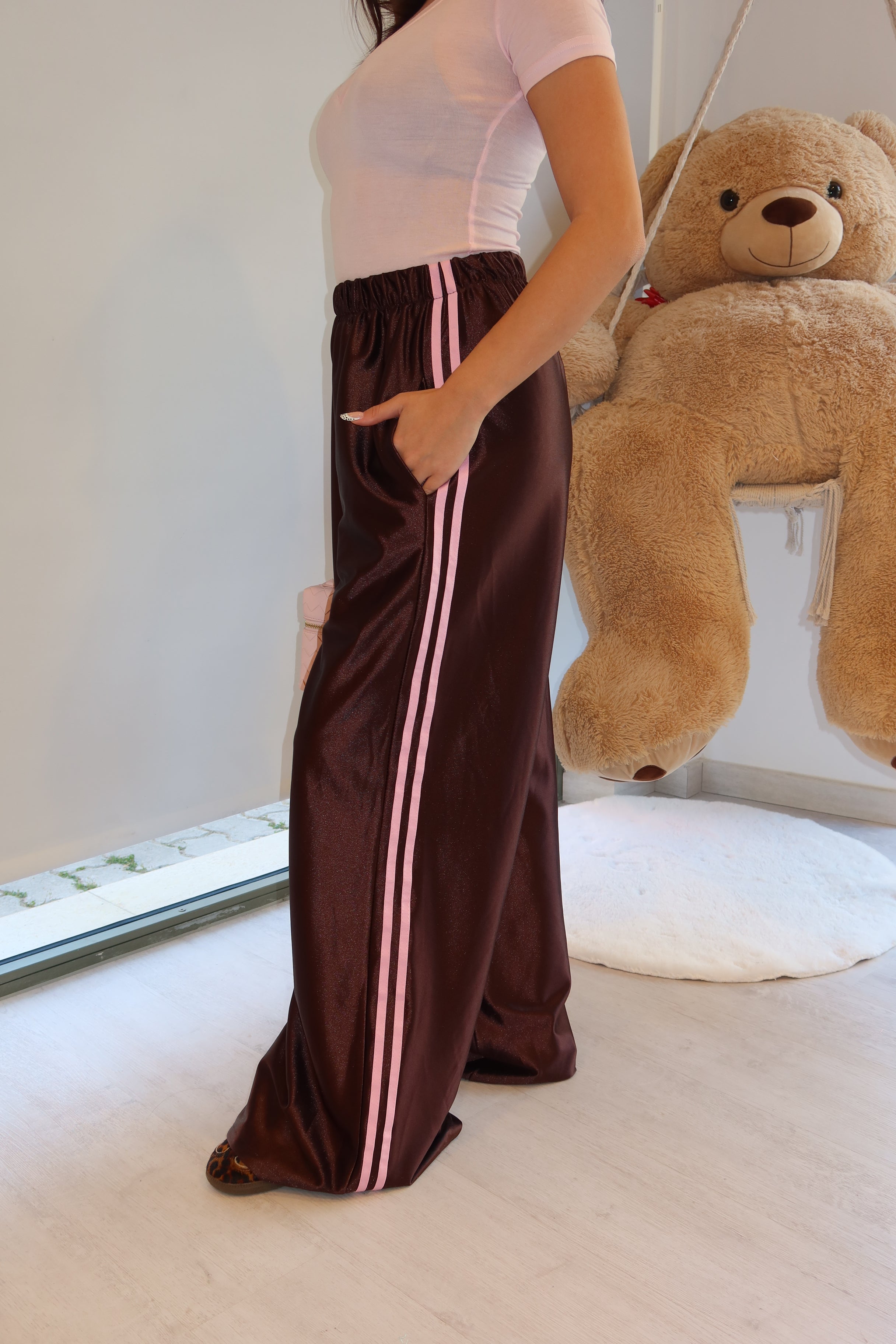 Pantalone elasticizzato satin marrone