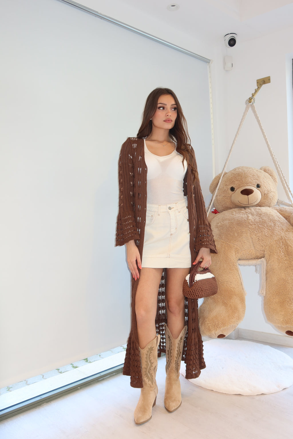 Cardigan viral marrone
