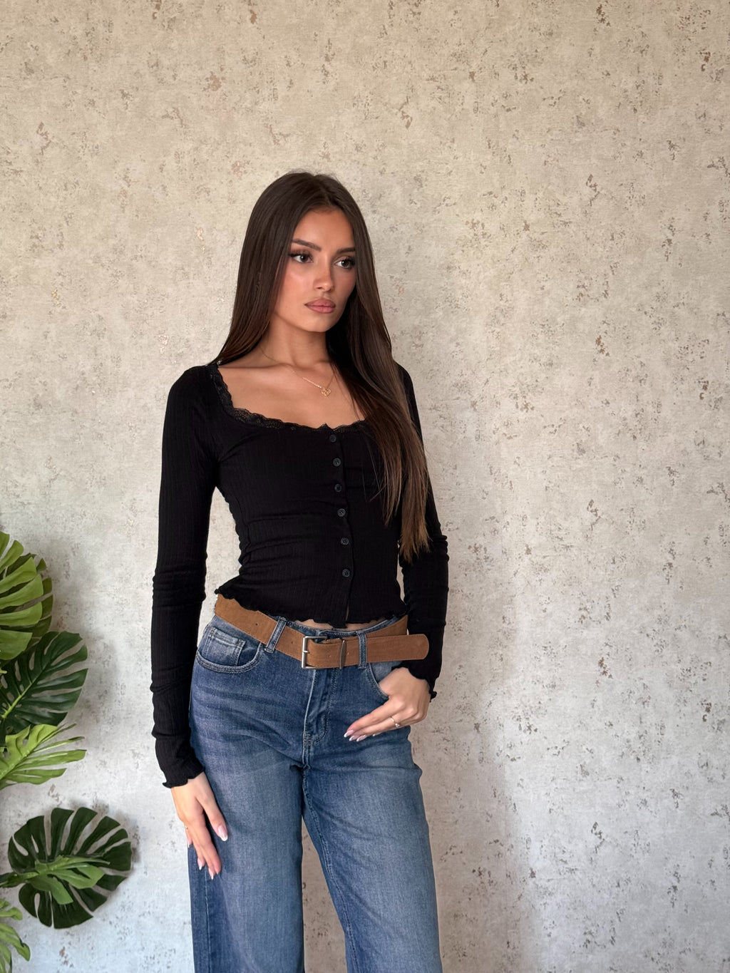 Maglia costina nera