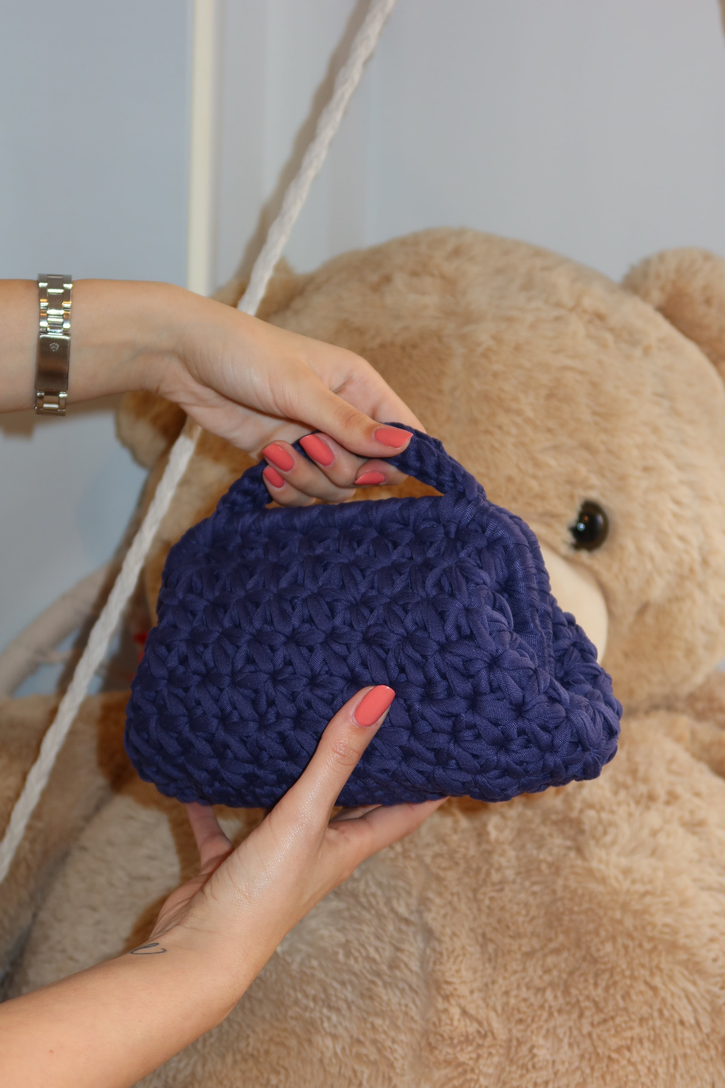 Borsa crochet blu