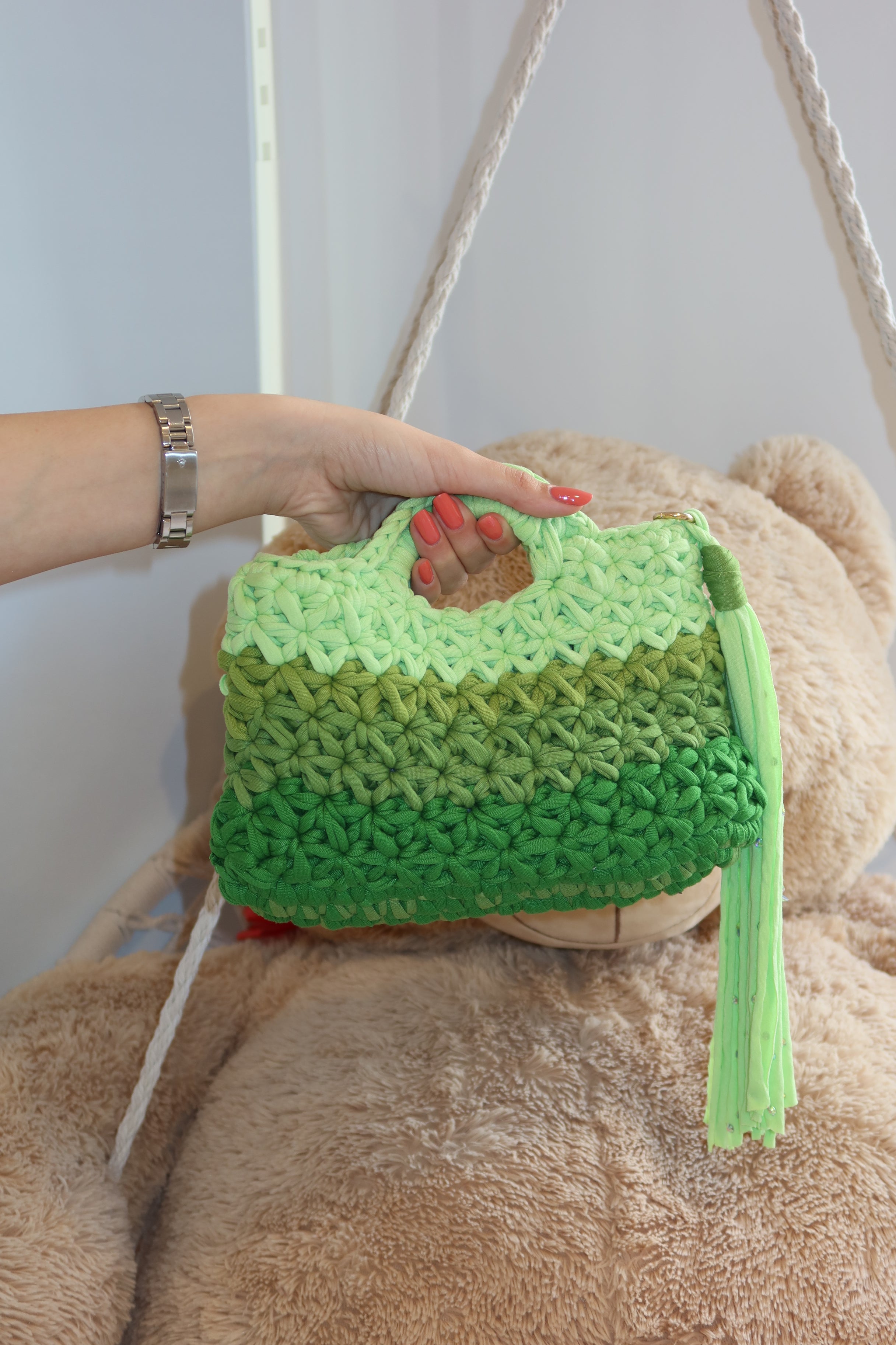 Borsa crochet con sfumature di verde