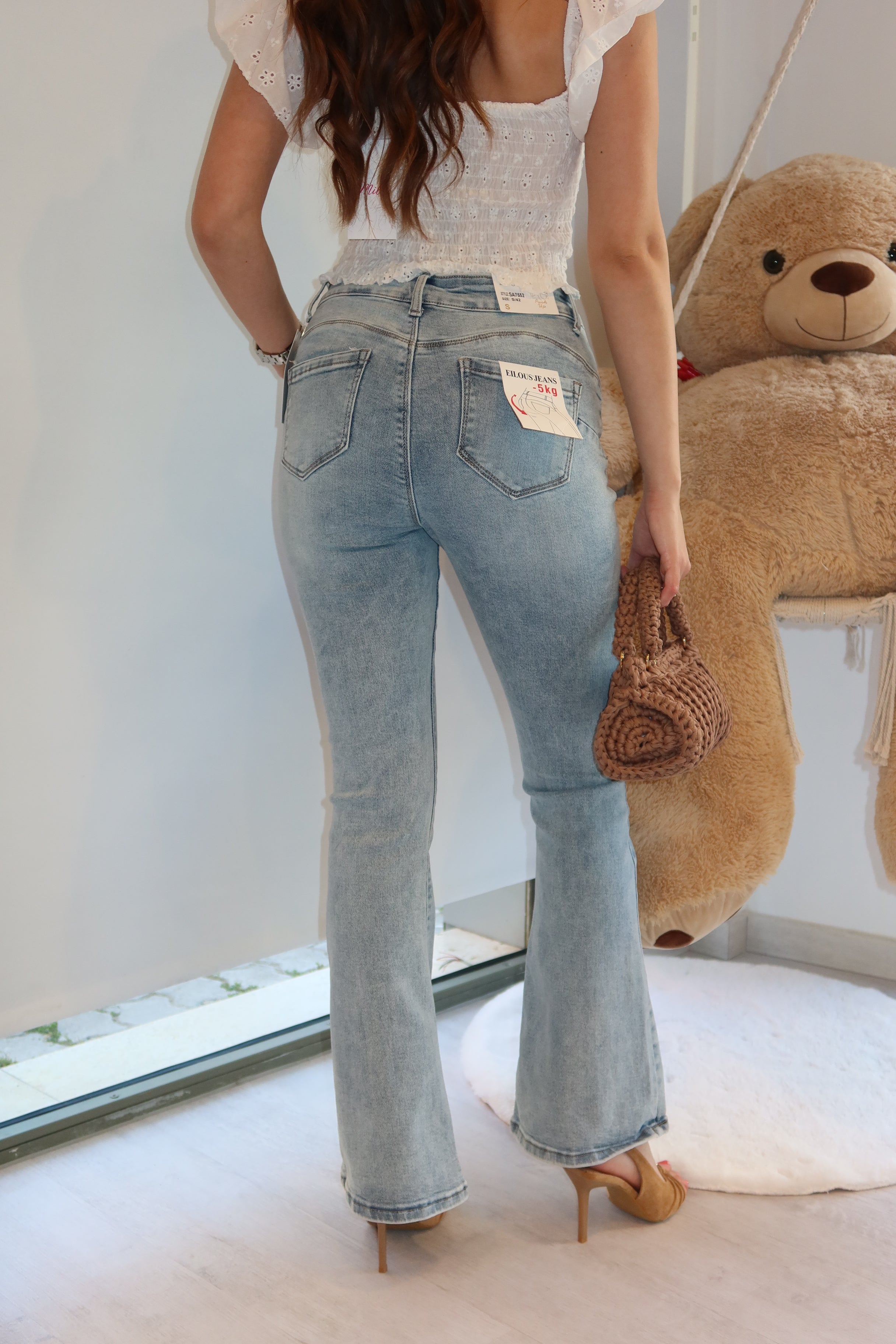 Jeans push-up a zampa