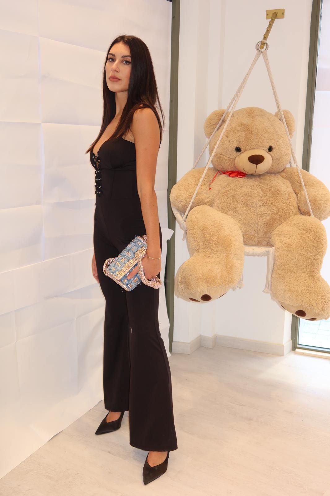 Tutina elasticizzata, con pantalone