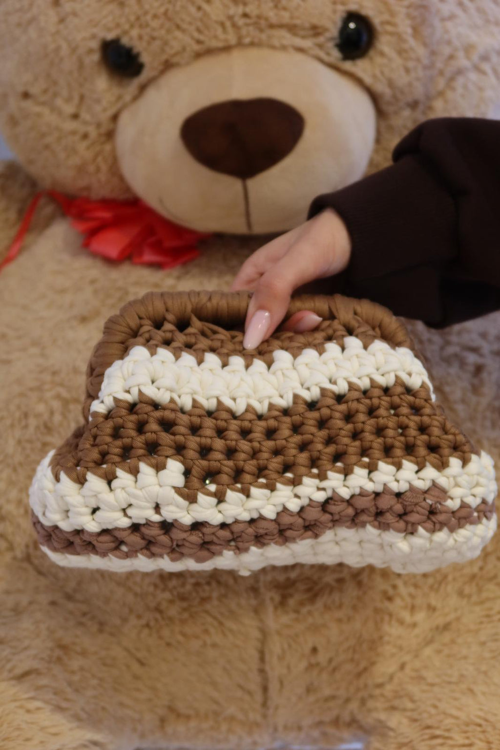 Mini pochette con striature bicolore