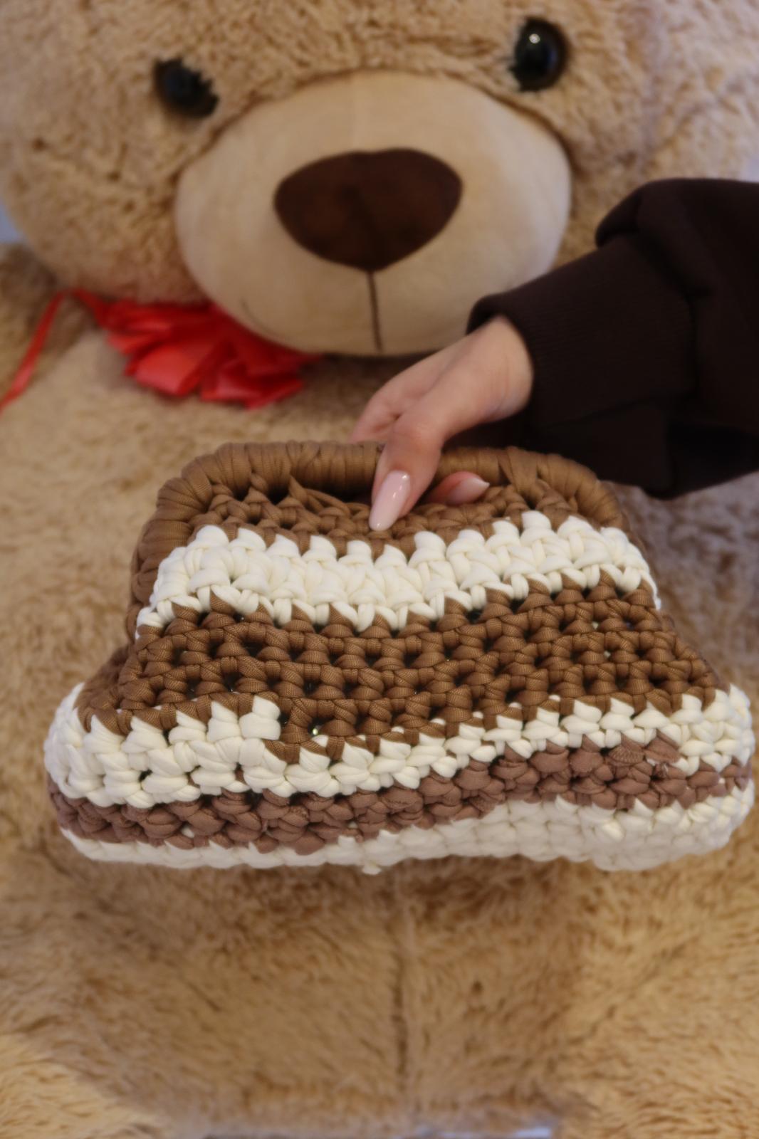 Mini pochette con striature bicolore